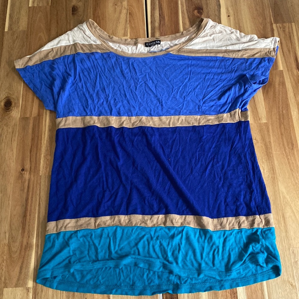 Blue Color-block Express top